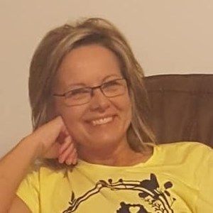 Meet your Posher, Becky